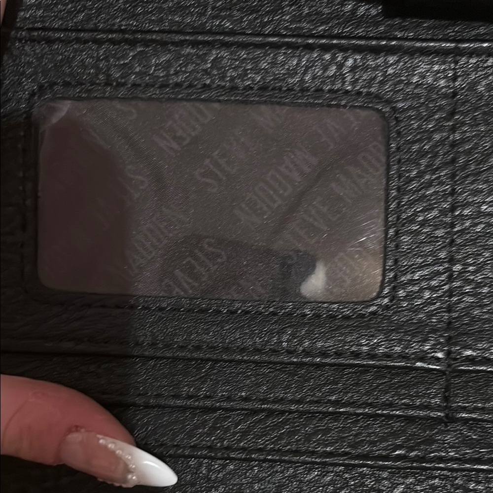 Steve Madden Black Quilted Wallet - Picture 7 of 9